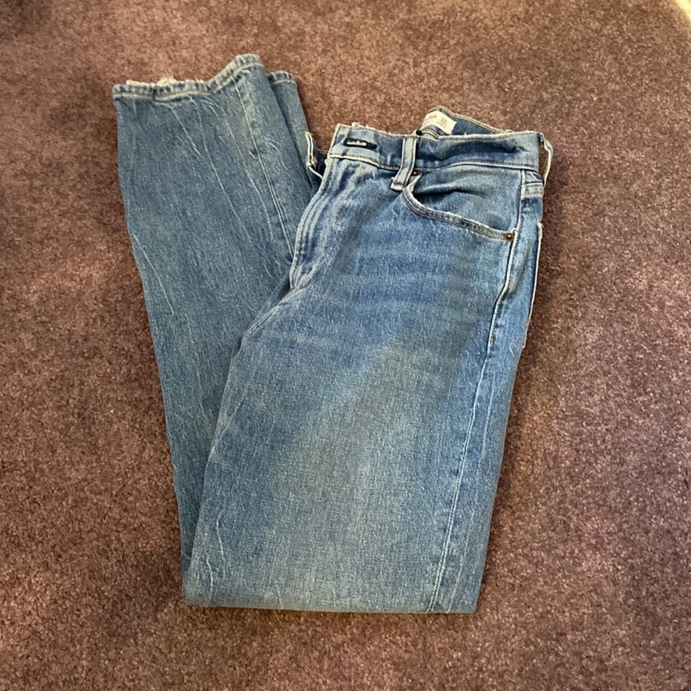Abercrombie Curve Love The 90s Straight Ultra High Rise Jeans